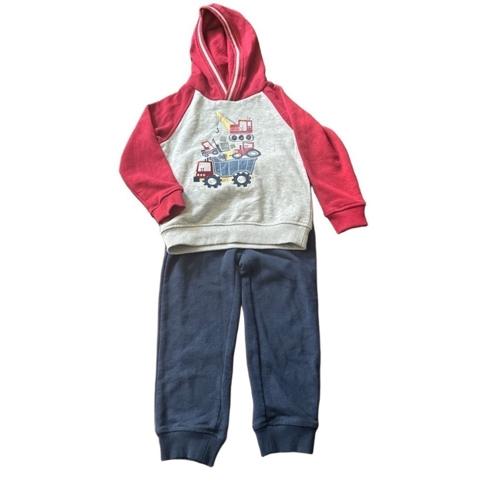 KIDS HEADQUARTERS Size 4T Hoodie & Pant Set